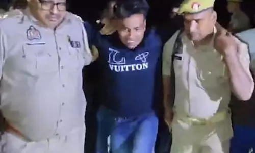 मैनपुरी में पुलिस और बदमाश के बीच मुठभेड़, चेन स्नेचिंग का आरोपी गिरफ्तार मैनपुरी में पुलिस और बदमाश के बीच मुठभेड़, चेन स्नेचिंग का आरोपी गिरफ्तार