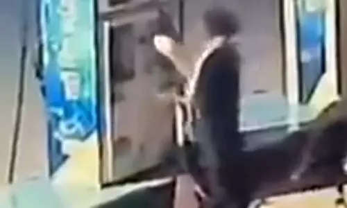 पेट्रोल पंप को आग के हवाले करने की कोशिश, युवक की करतूत CCTV में कैद