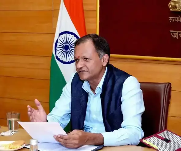 नव मतदाताओं के नाम जोड़ने के लिए विशेष अभियान नव मतदाताओं के नाम जोड़ने के लिए विशेष अभियान