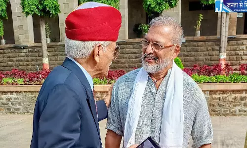 नाना पाटेकर को मुंबई नहीं, गांव की जिंदगी थी पसंद नाना पाटेकर को मुंबई नहीं, गांव की जिंदगी थी पसंद