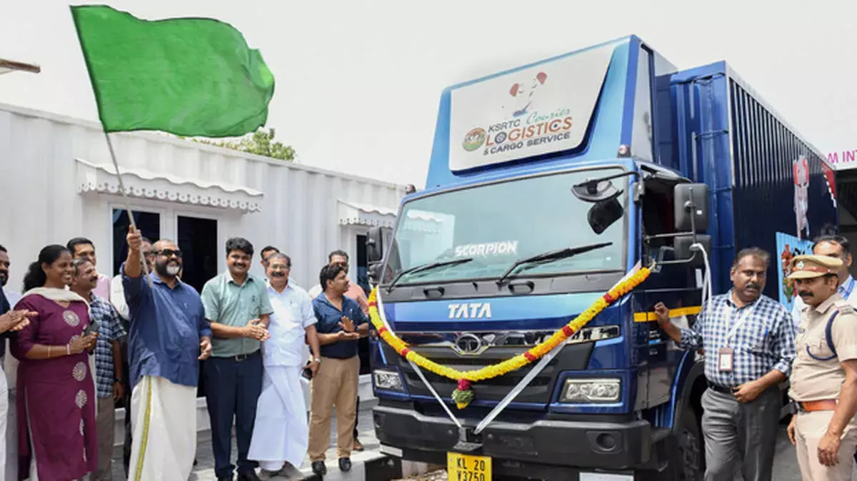 एक टन मोबाइल फ़ोन; KSRTC का रेवेन्यू बढ़ाने के लिए प्लान B