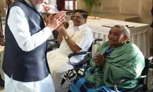 झारखंड के सीएम हेमंत सोरेन की मां के निधन पर राष्ट्रपति और पीएम मोदी ने जताया शोक झारखंड के सीएम हेमंत सोरेन की मां के निधन पर राष्ट्रपति और पीएम मोदी ने जताया शोक