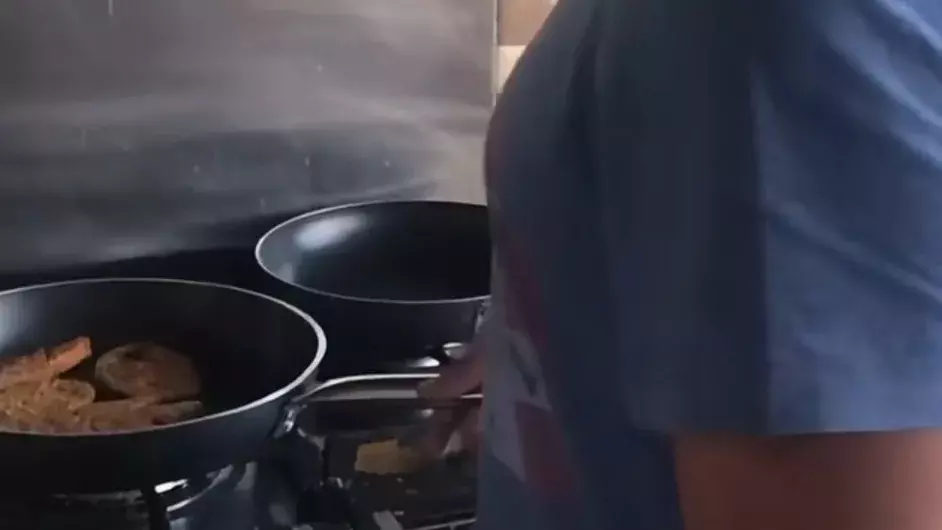 नाना ने बनाया खाना: स्मृति ईरानी ने शेयर की पुरानी मुलाकात की खूबसूरत याद