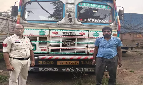 ओडिशा से रायगढ़ आ रहा था 23 टन से ज्यादा स्क्रैप, पुलिस ने पकड़ा ट्रक
