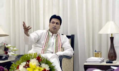 बिप्लब देब की कथित भांजी को रेलवे सलाहकार समिति में जगह, नामांकन पर उठे सवाल बिप्लब देब की कथित भांजी को रेलवे सलाहकार समिति में जगह, नामांकन पर उठे सवाल