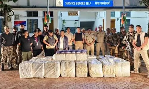 मणिपुर का ड्रग माफिया दबोचा गया, 8,320 बोतल सिरप ज़ब्त