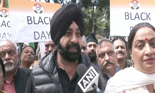 राहुल गांधी की हिरासत के खिलाफ कांग्रेस का देशव्यापी विरोध राहुल गांधी की हिरासत के खिलाफ कांग्रेस का देशव्यापी विरोध