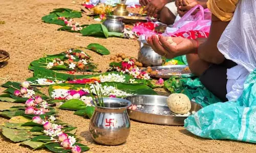 श्राद्ध कर्म के लिए सबसे उत्तम समय: कुतुप मुहूर्त की खास वजह श्राद्ध कर्म के लिए सबसे उत्तम समय: कुतुप मुहूर्त की खास वजह