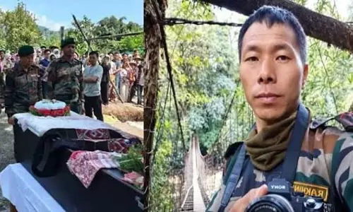 अरुणाचल: आर्मी कैंप में राइफलमैन फंदे से लटके मिले अरुणाचल: आर्मी कैंप में राइफलमैन फंदे से लटके मिले