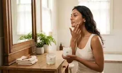 चेहरे पर लगाएं शहद और जैतून का तेल, जानें स्किन के फायदे