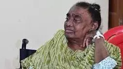 मां के जाने से टूटे हेमंत सोरेन: वह मेरी हिम्मत का सबसे बड़ा सहारा थीं मां के जाने से टूटे हेमंत सोरेन: वह मेरी हिम्मत का सबसे बड़ा सहारा थीं