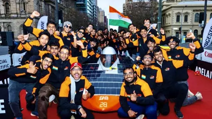 सोलर चैलेंज में IIT मद्रास का शानदार प्रदर्शन, मिला तीसरा स्थान सोलर चैलेंज में IIT मद्रास का शानदार प्रदर्शन, मिला तीसरा स्थान