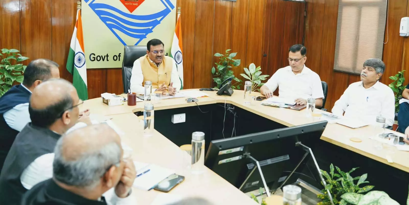 मुख्य सचिव ने ली कुम्भ मेला 2027 की तैयारियों के सम्बन्ध में बैठक मुख्य सचिव ने ली कुम्भ मेला 2027 की तैयारियों के सम्बन्ध में बैठक