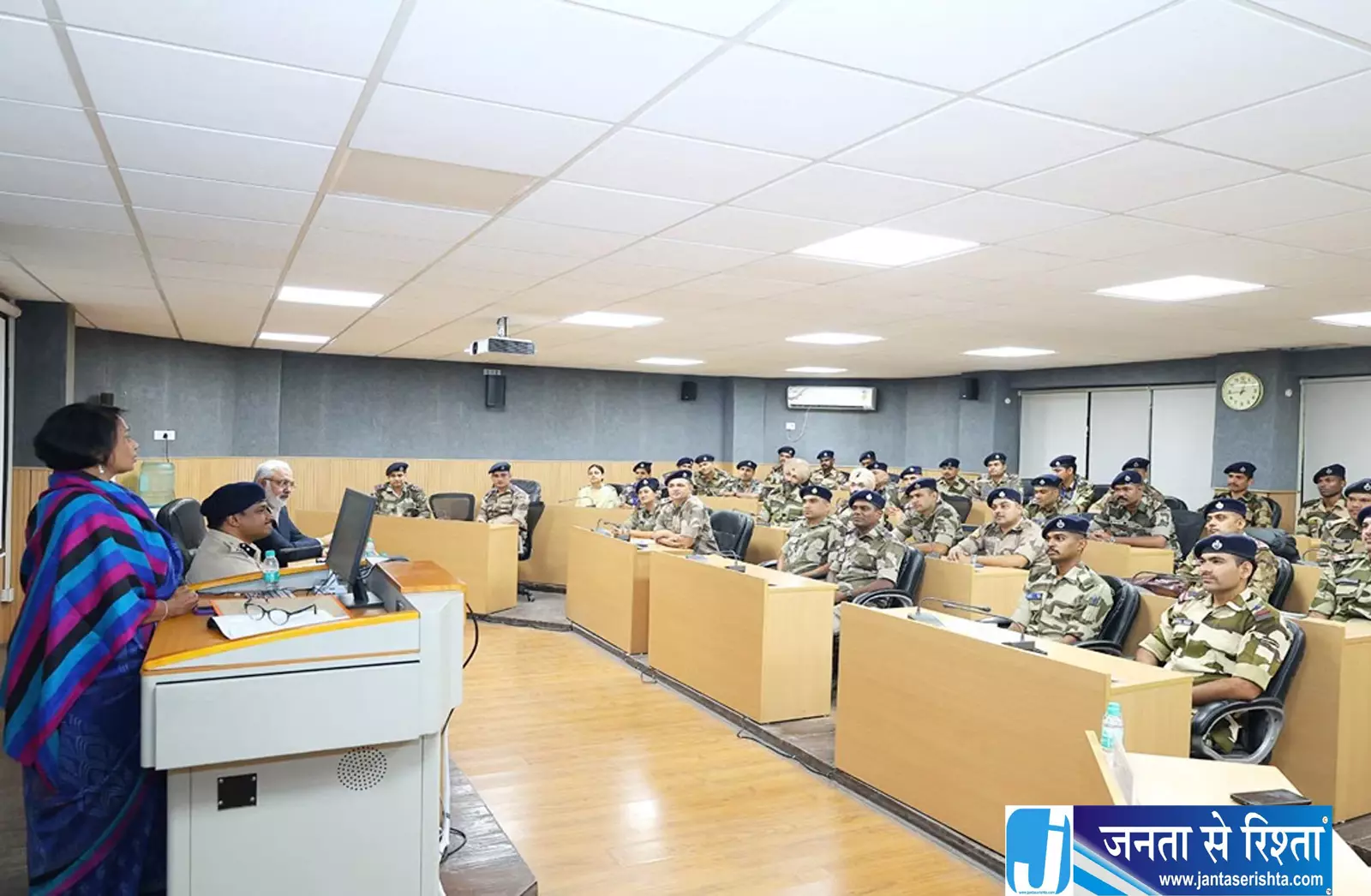 CISF जवानों को साइबर सुरक्षा और घटना प्रतिक्रिया की विशेष ट्रेनिंग CISF जवानों को साइबर सुरक्षा और घटना प्रतिक्रिया की विशेष ट्रेनिंग