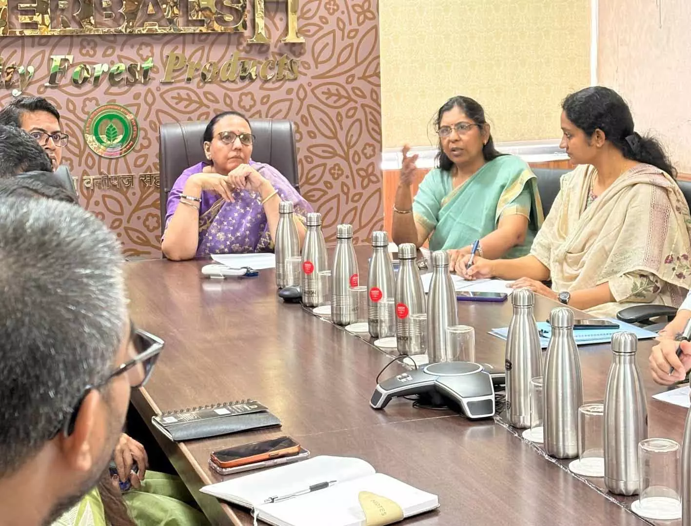 वनोपज से आजीविका बढ़ाने की छत्तीसगढ़ की पहल को नीति आयोग की सराहना वनोपज से आजीविका बढ़ाने की छत्तीसगढ़ की पहल को नीति आयोग की सराहना
