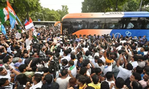 दिल्ली में विरोध प्रदर्शन से पहले पुलिस अलर्ट, होटल-गेस्ट हाउस में ठहरे लोगों से पूछताछ