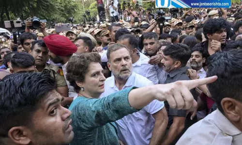 मतदाता सूची पर कांग्रेस के रुख में बदलाव का भाजपा ने किया दावा मतदाता सूची पर कांग्रेस के रुख में बदलाव का भाजपा ने किया दावा