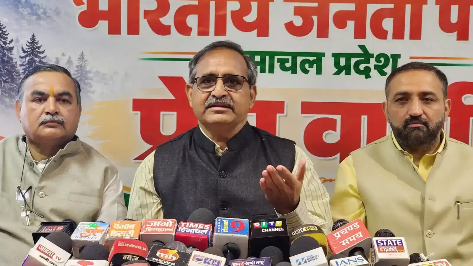 रणधीर शर्मा ने कांग्रेस पर साधा निशाना, एसआईआर विरोध पर उठाए सवाल