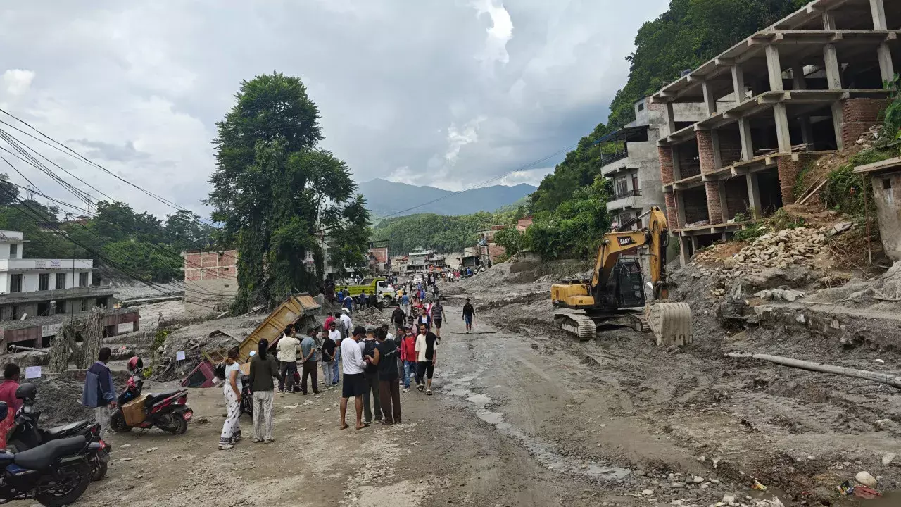 World Bank: नेपाल में बाढ़ से 1.66 अरब डॉलर का सीधा नुकसान World Bank: नेपाल में बाढ़ से 1.66 अरब डॉलर का सीधा नुकसान