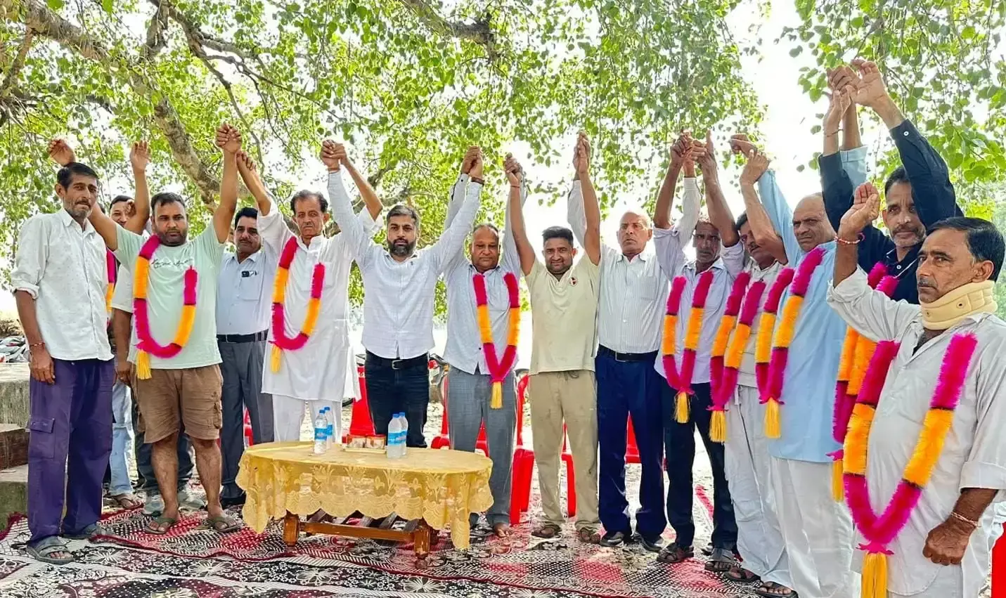 स्थानीय लोगों के जुड़ने से अपनी पार्टी का जनाधार बढ़ा स्थानीय लोगों के जुड़ने से अपनी पार्टी का जनाधार बढ़ा