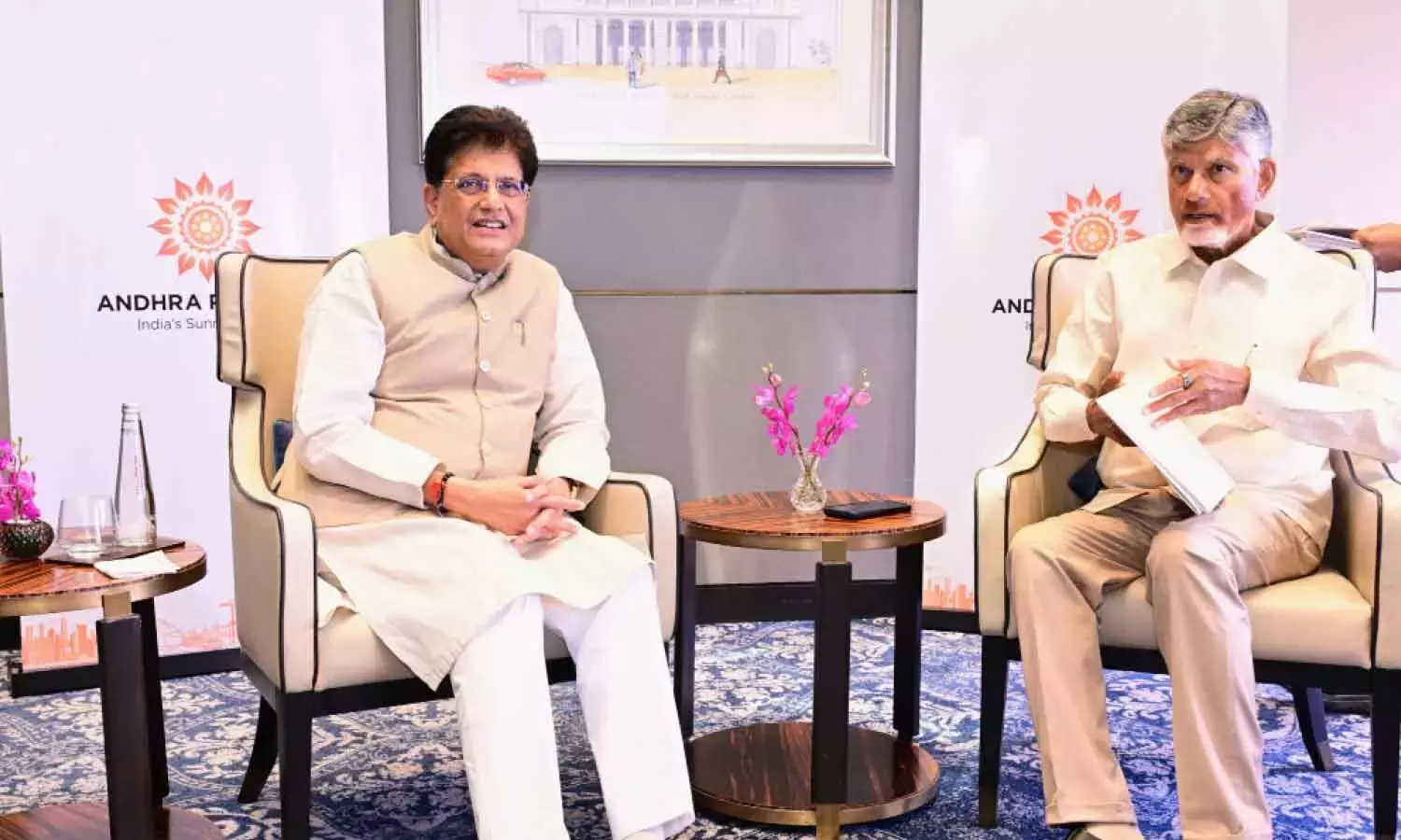 Andhra: नायडू ने पोर्ट-आधारित विकास के लिए 20,378 एकड़ खारी ज़मीन की मांग की Andhra: नायडू ने पोर्ट-आधारित विकास के लिए 20,378 एकड़ खारी ज़मीन की मांग की
