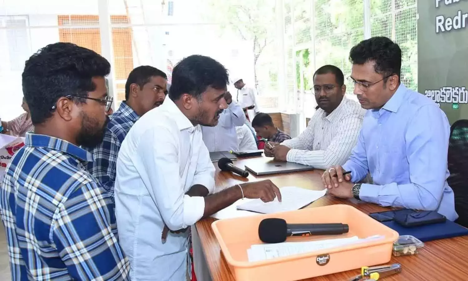 SC/ST की शिकायतों के लिए बने विशेष मंच को 159 याचिकाएं मिलीं SC/ST की शिकायतों के लिए बने विशेष मंच को 159 याचिकाएं मिलीं