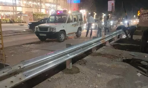 अतिक्रमण के खिलाफ NHAI की सख्त कार्रवाई, तेलीबांधा में अवैध एंट्री बंद