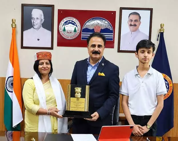 मंचेरियल के स्कूल ने शिक्षण पद्धति के लिए जीता राष्ट्रीय पुरस्कार मंचेरियल के स्कूल ने शिक्षण पद्धति के लिए जीता राष्ट्रीय पुरस्कार
