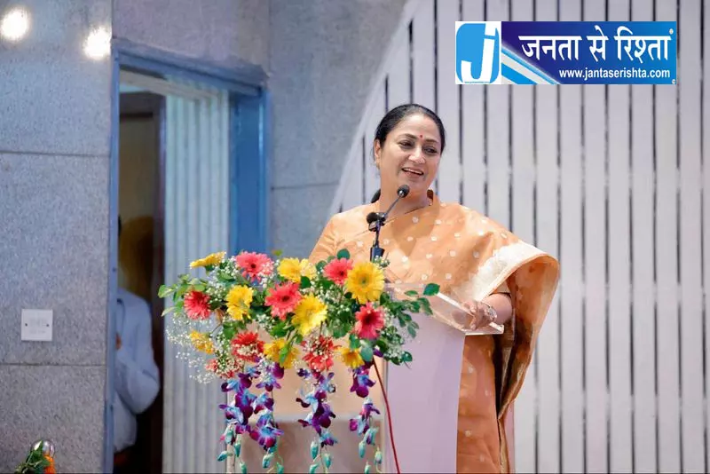 युवाओं को टीबी के खिलाफ जंग की कमान संभालनी चाहिए: रेखा गुप्ता युवाओं को टीबी के खिलाफ जंग की कमान संभालनी चाहिए: रेखा गुप्ता