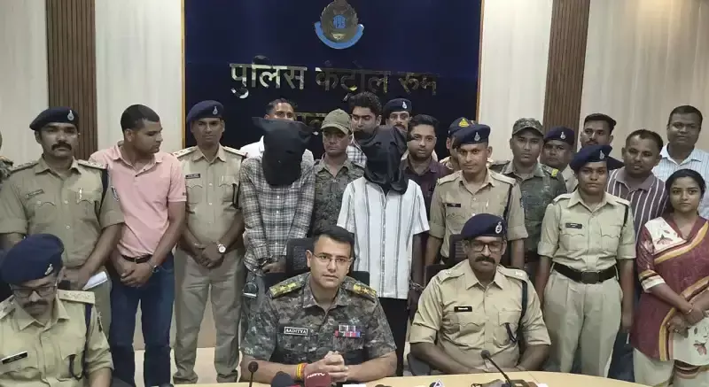 बालाघाट में सर्राफा कारोबारियों को लूटने वाले गैंग का खुलासा बालाघाट में सर्राफा कारोबारियों को लूटने वाले गैंग का खुलासा