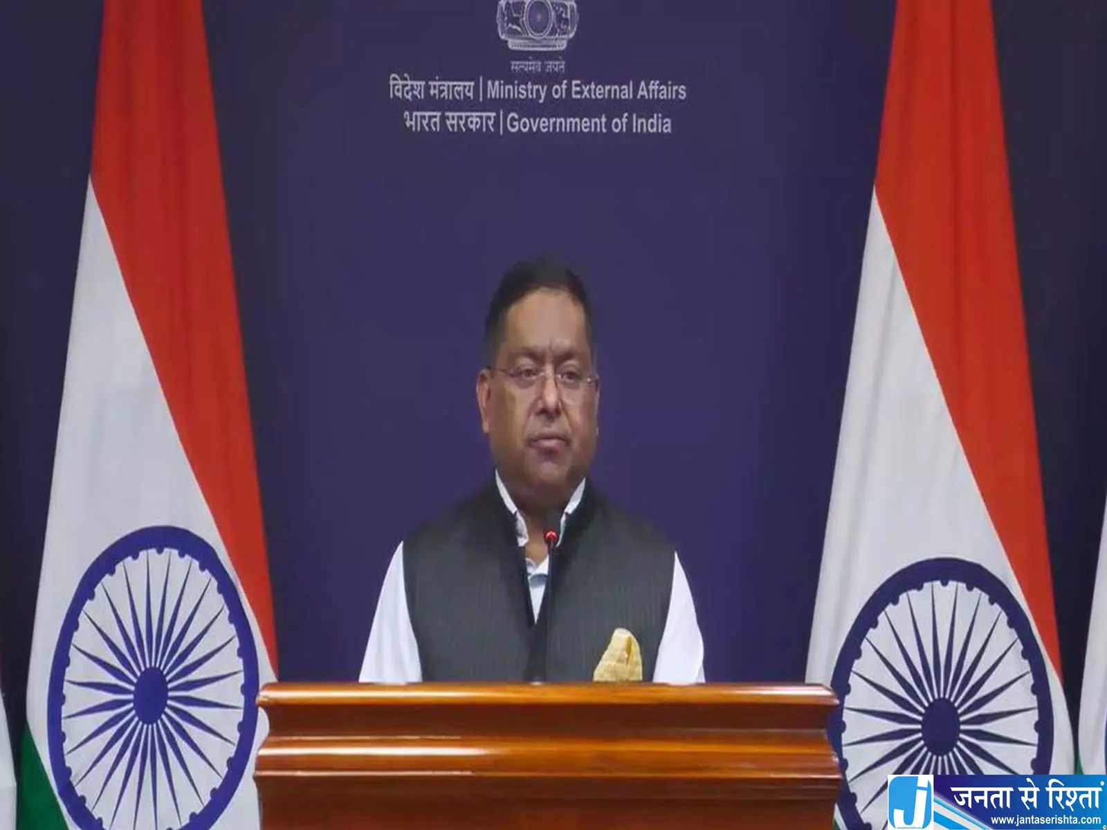 H-1B वीजा धारकों को बड़ी राहत विदेश मंत्रालय ने साफ की स्थिति H-1B वीजा धारकों को बड़ी राहत विदेश मंत्रालय ने साफ की स्थिति