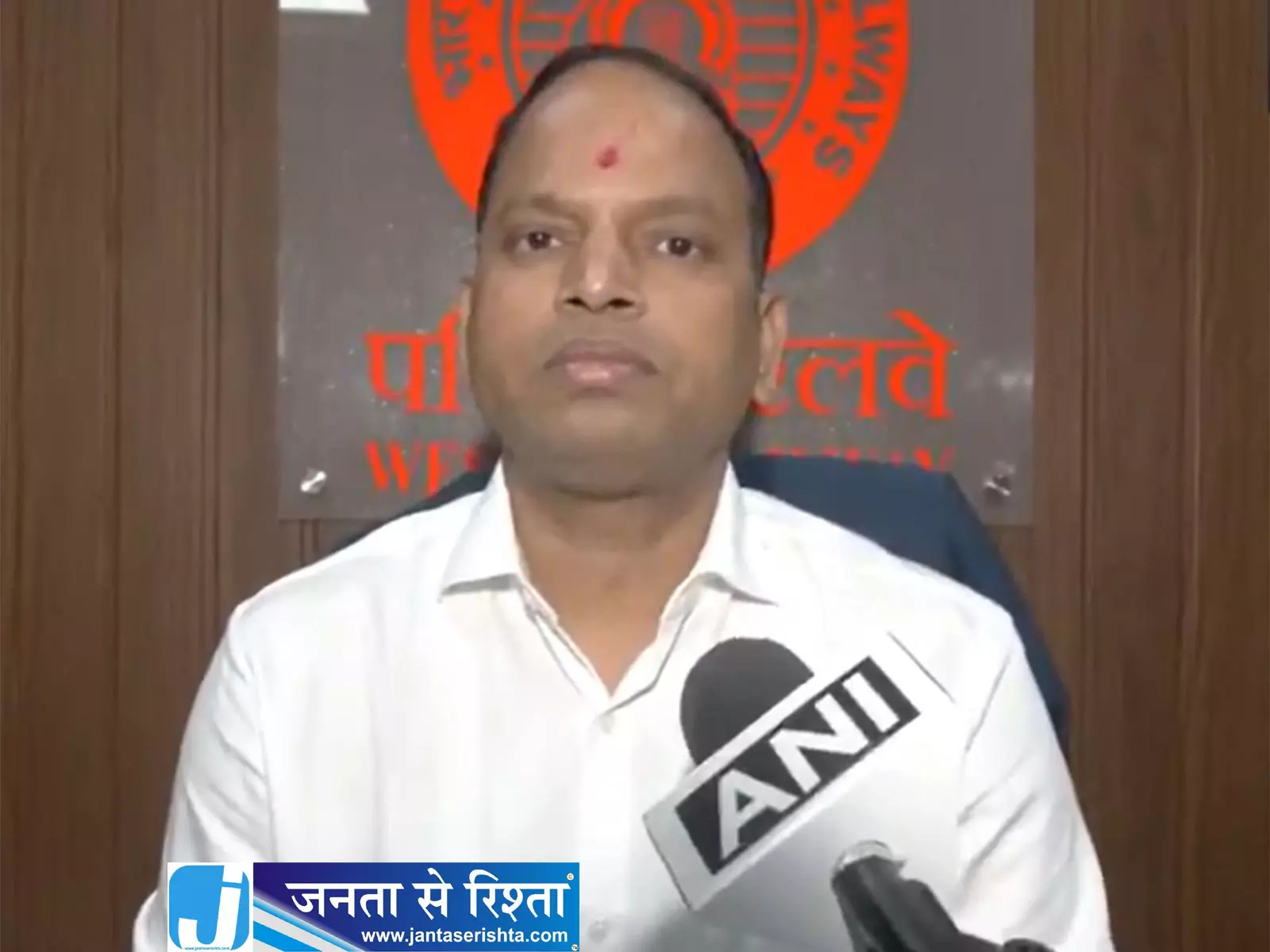 दिल्ली में 10 अक्टूबर को विरोध प्रदर्शन से पहले कई ट्रेनें रद्द दिल्ली में 10 अक्टूबर को विरोध प्रदर्शन से पहले कई ट्रेनें रद्द
