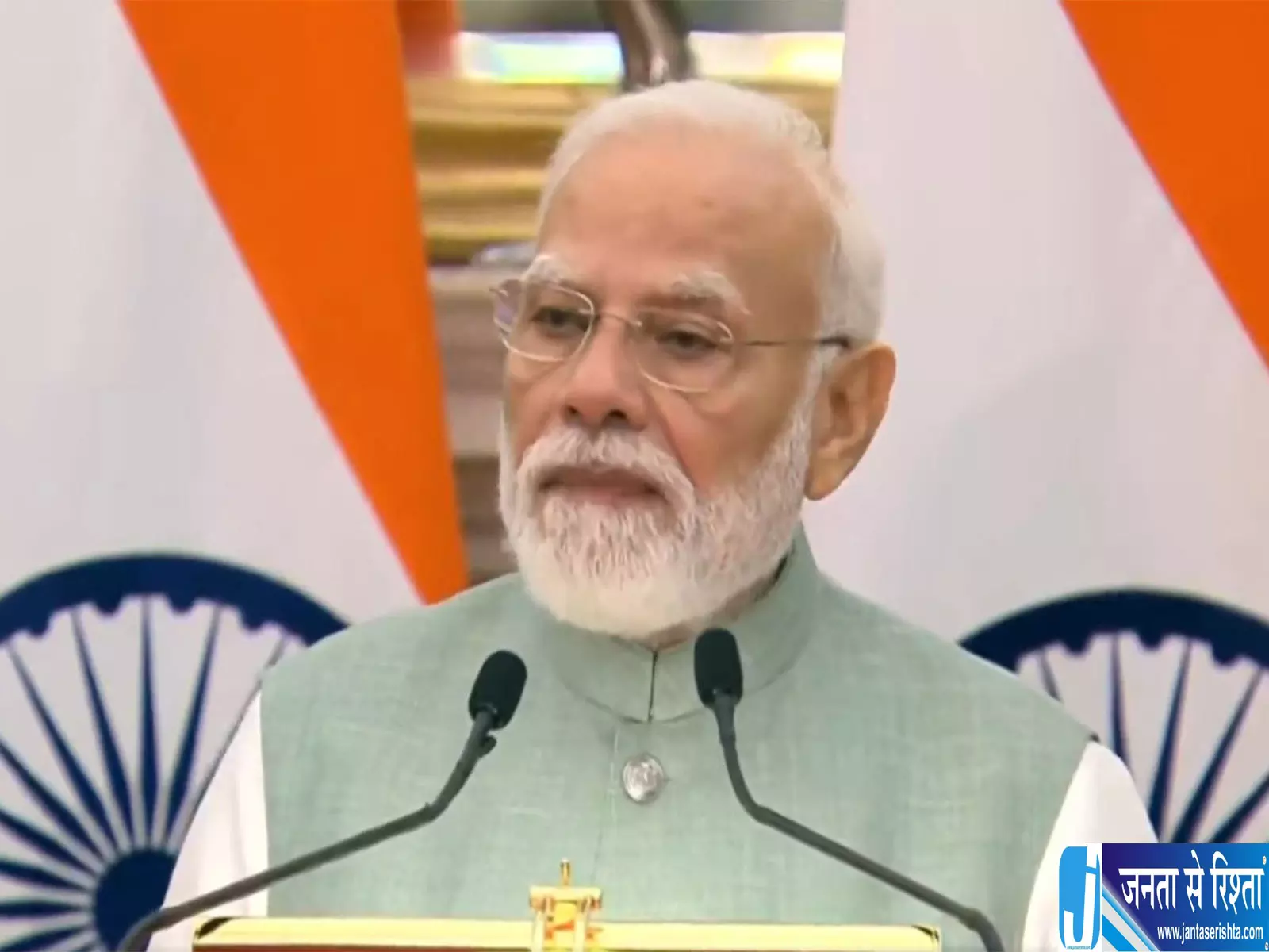 गुजरात में भीषण सड़क हादसा मजदूरों की मौत पर PM मोदी ने जताया दुख गुजरात में भीषण सड़क हादसा मजदूरों की मौत पर PM मोदी ने जताया दुख