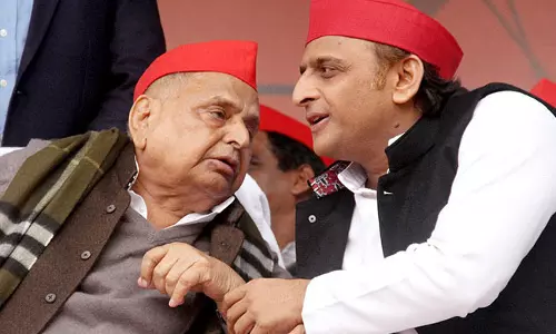 सीएम योगी आदित्यनाथ समेत कई नेताओं ने पुण्यतिथि पर मुलायम सिंह यादव को दी श्रद्धांजलि