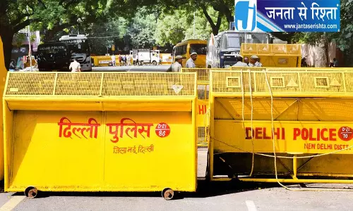 दिल्ली में विरोध प्रदर्शन से पहले पाबंदियों पर पुलिस का बचाव, जुलाई की हिंसा का जिक्र