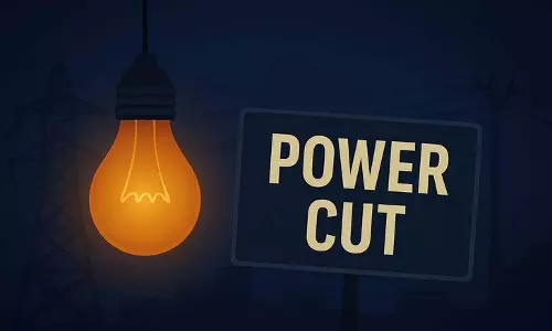 पावर कट: बिजली जाते ही सिम्स में बिगड़ी व्यवस्था, मरीज हलाकान पावर कट: बिजली जाते ही सिम्स में बिगड़ी व्यवस्था, मरीज हलाकान