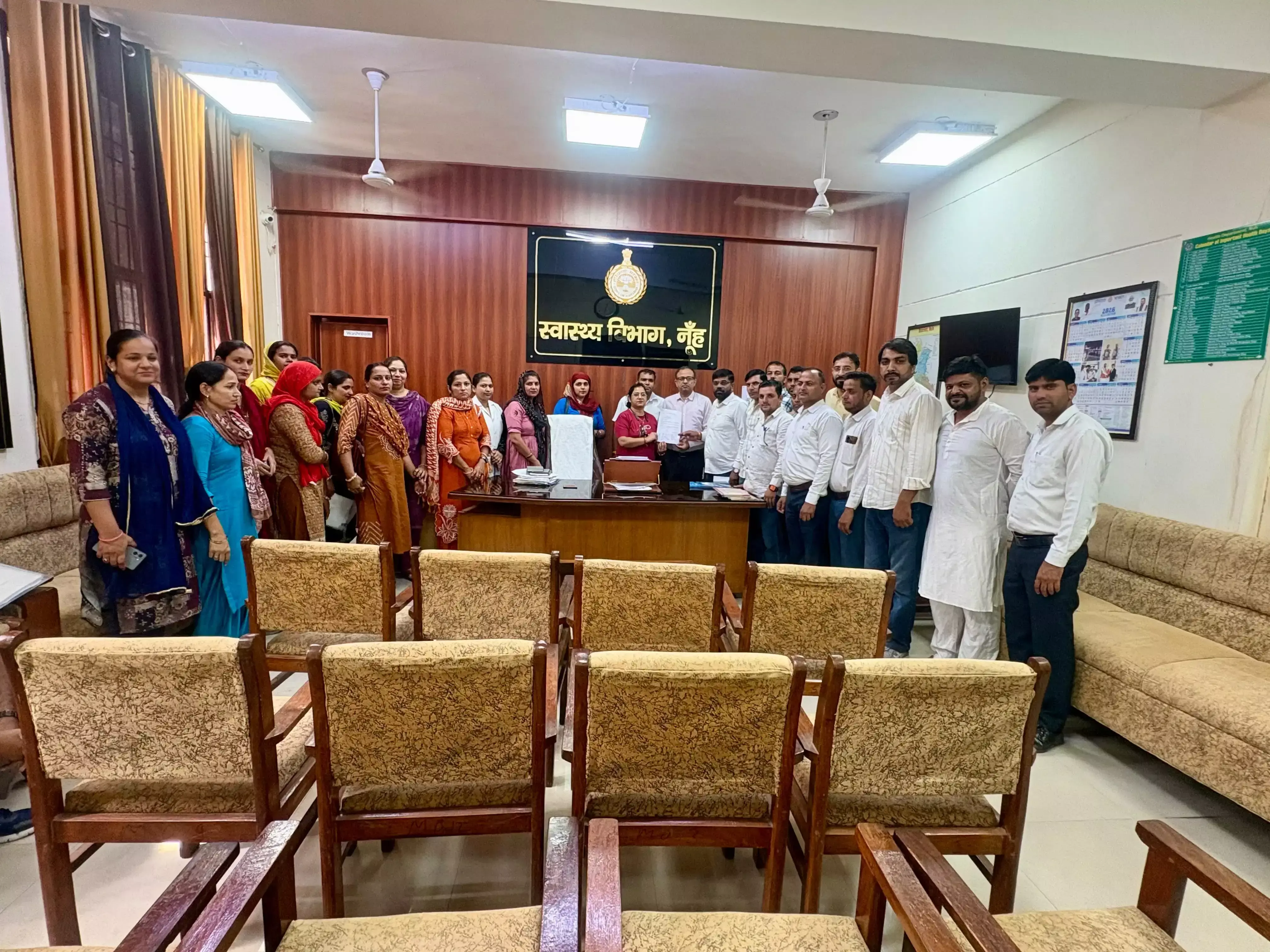 एमओटीपी नीति पर स्वास्थ्य कर्मचारियों ने सिविल सर्जन का ध्यान खींचा एमओटीपी नीति पर स्वास्थ्य कर्मचारियों ने सिविल सर्जन का ध्यान खींचा