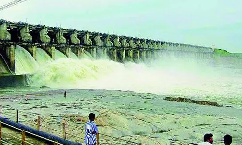 अधिकारियों ने SRSP से काकतीय नहर में 2,000 क्यूसेक पानी छोड़ा