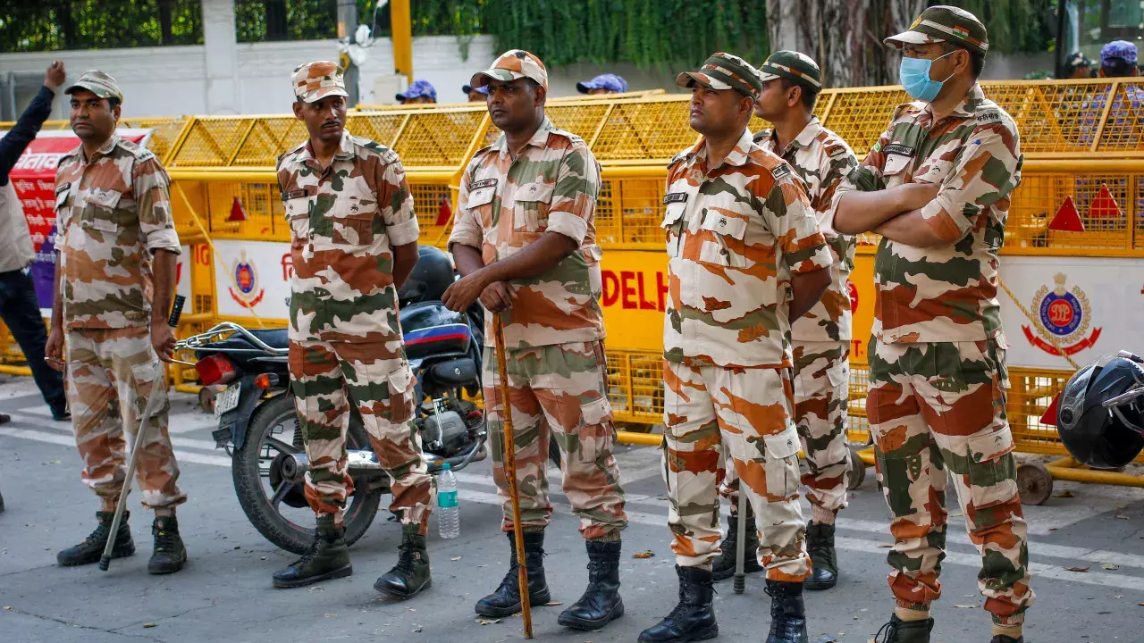 विरोध प्रदर्शन पर पाबंदी सही: दिल्ली पुलिस का बड़ा बयान