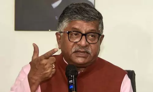 राहुल गांधी झूठ बोलने में माहिर, राष्ट्रपति को इसमें न घसीटें: रविशंकर प्रसाद