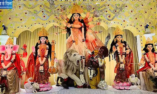 नवरात्रि में 81 फीट की प्रतिमा बनेगी आकर्षण नवरात्रि में 81 फीट की प्रतिमा बनेगी आकर्षण
