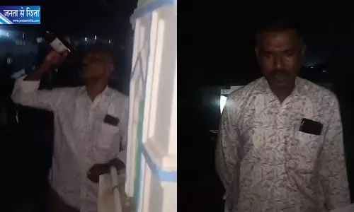 मस्जिद की छत पर बीयर पीते दिखा पुलिसकर्मी, वीडियो वायरल होते ही SP ने किया सस्पेंड