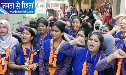 भद्रक के दो कॉलेजों में चुनाव रद्द, मचा हंगामा भद्रक के दो कॉलेजों में चुनाव रद्द, मचा हंगामा