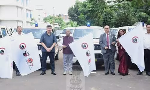 नागालैंड: गवर्नर ने दिखाई 4 एम्बुलेंस को हरी झंडी, विनेगर यूनिट का उद्घाटन