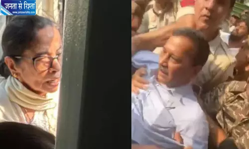 जंतर-मंतर जा रहे केजरीवाल समेत AAP के कई बड़े नेता हिरासत में, पथराव में 6 पुलिसकर्मी घायल जंतर-मंतर जा रहे केजरीवाल समेत AAP के कई बड़े नेता हिरासत में, पथराव में 6 पुलिसकर्मी घायल
