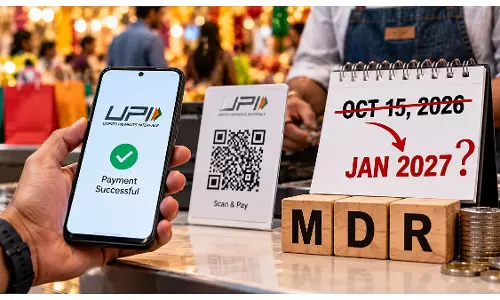 UPI पेमेंट पर लगेगा नया चार्ज? 9 अक्टूबर की बैठक टली, 15 अक्टूबर से MDR लागू होने पर सस्पेंस UPI पेमेंट पर लगेगा नया चार्ज? 9 अक्टूबर की बैठक टली, 15 अक्टूबर से MDR लागू होने पर सस्पेंस