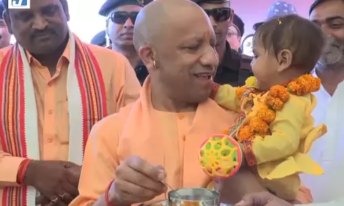 CM योगी ने बलरामपुर को दी बड़ी सौगात, 78 परियोजनाओं का शुभारंभ