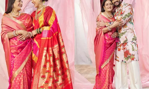 मां के जन्मदिन पर भावुक हुए रितेश देशमुख मां के जन्मदिन पर भावुक हुए रितेश देशमुख