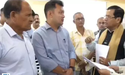 बिजली बिल 16 हजार से घटकर 4 हजार हुआ, सर्बानंद सोनोवाल से बातचीत में लाभार्थियों ने बताई योजना की सफलता