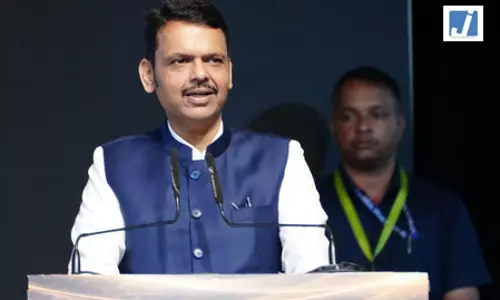 विशेष मतदाता पंजीकरण अभियान, 12 अक्टूबर तक प्रक्रिया पूरी करें नागरिक: फडणवीस विशेष मतदाता पंजीकरण अभियान, 12 अक्टूबर तक प्रक्रिया पूरी करें नागरिक: फडणवीस